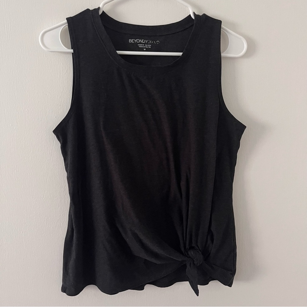 Beyond Yoga Muscle Tee Black Soft Front Tie Top Medium